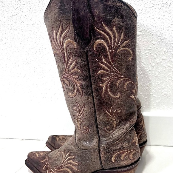 CIRCLE G WOMEN'S SCROLLING EMBROIDERY WESTERN BOOTS - SNIP TOE 6 - Picture 7 of 10